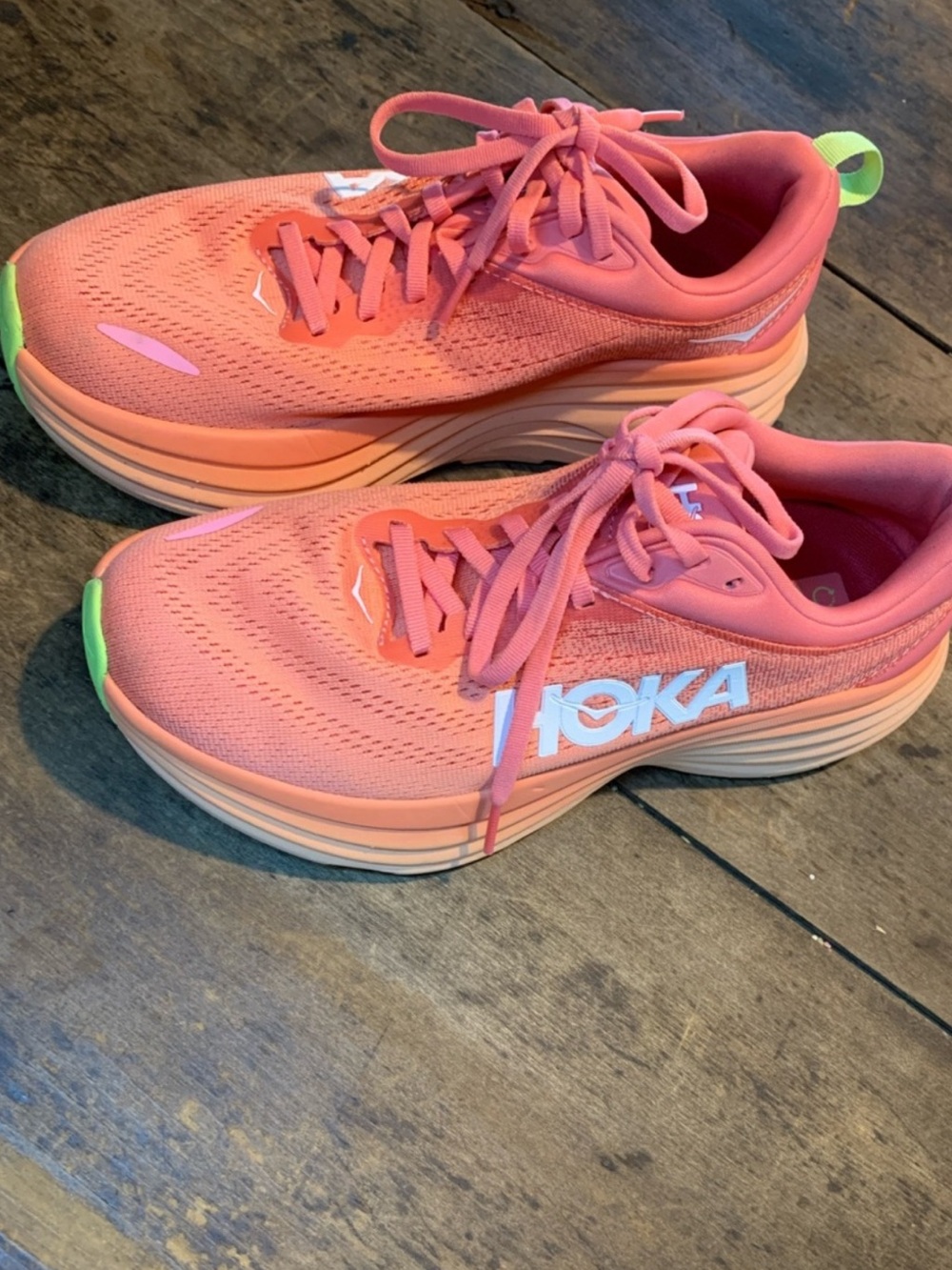 Hoka Bondi 8 Size 8 in Coral Papaya - Picture 2 of 10